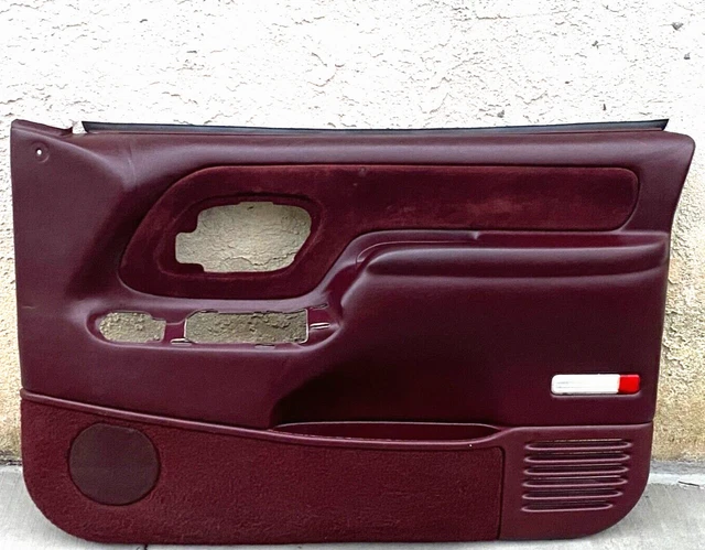 1995-1999 Chevy Gmc Tahoe Suburban Yukon Right Passenger Door Panel Oem