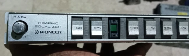 EQ 001 pioneer - Équipement auto