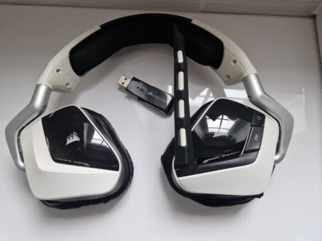 Corsair VOID RGB  Wireless Premium Gaming Headset  Surround Sound REFURBISHED