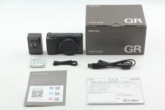 【ALMOST UNUSED】 RICOH GR IIIx III X 24.2 MP F2.8 Compact Digital camera JAPAN 2