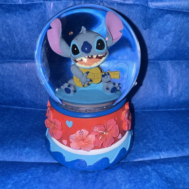 DISNEY LILO & Stitch Valentine’s Day, 2024 Snow Globe 53.56 PicClick AU