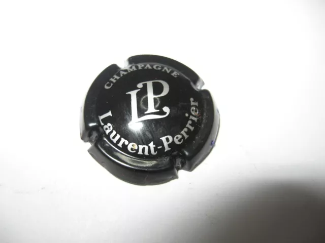 1 capsule de champagne Laurent Perrier N°42 noir