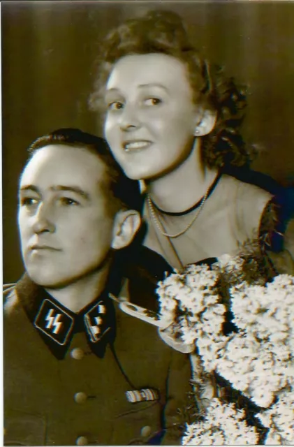 ZWEITER WELTKRIEG DEUTSCHES Foto **.... Offizier & Ehefrau ** EUR 4