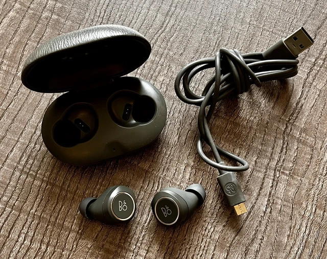 新品未使用品 Beoplay E8 ブラック(Bang 固 & Olufsen Beoplay 新品未使用品 Beoplay E8 ブラック(Bang 固 & Olufsen Beoplay