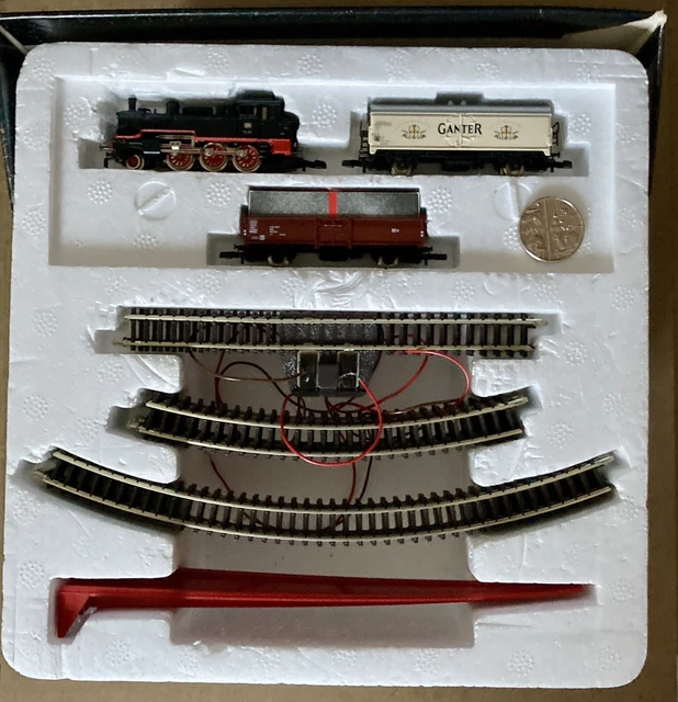 MARKLIN 81562 Z Gauge Starter Steam Train Freight Set Boxed