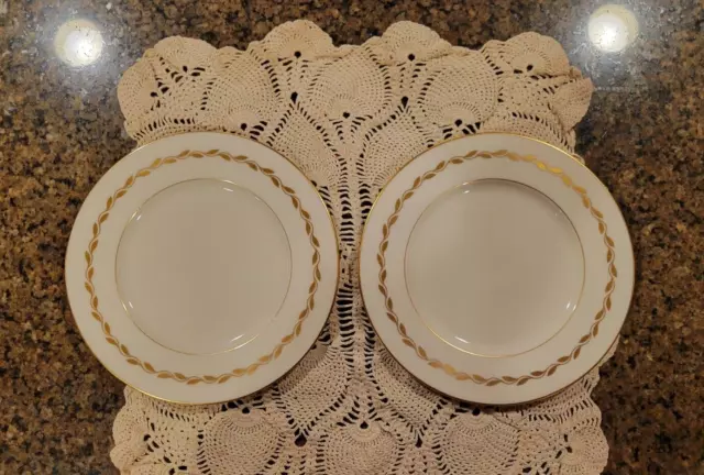 Lenox Golden Wreath Salad Plates 0-313 - 8.25" - set of 2