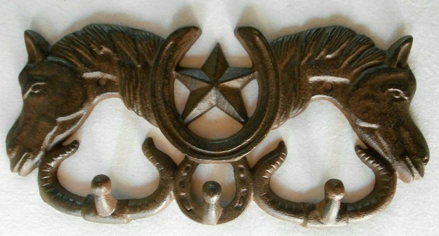 TWO HORSES STAR HORSESHOE 3 HOOKS Vintage Cast Iron forTowel Coat Keys or Decor