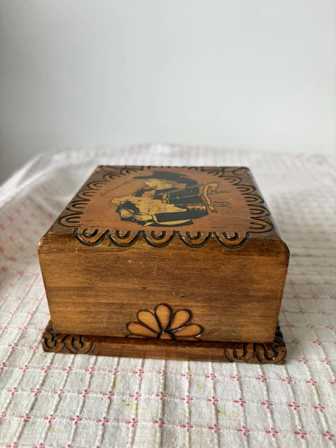 Ancienne Boite à Gants En Bois De Thuya Et Marqueterie XIX