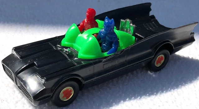 Vintage 1976 Batman & Robin Batmobile DC Comics Azrak Hamway - NICE!