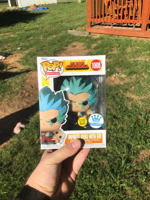 infinite deku with eri glow in the dark