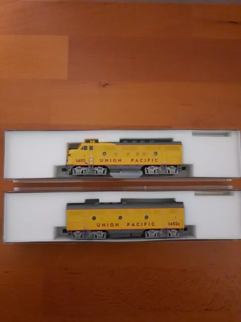 KATO coppia loco UNION PACIFIC entrambi motorizzati Modelli EMD F3A e F3B scalaN