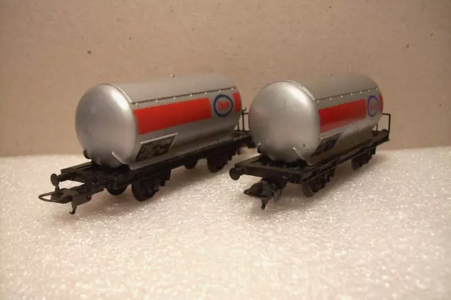 TRAIN HO LIMA :  LOT 2 WAGONS CITERNE "ESSO" Livré OCCASION (sans boite)