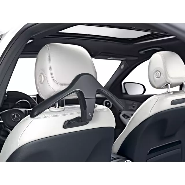 Mercedes vestiti 2025