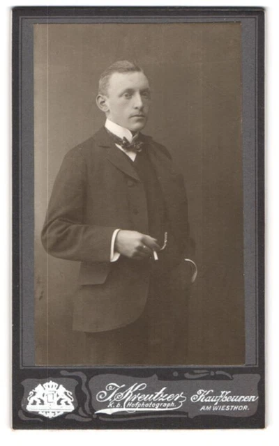 Photography J. Kreutzer, Kaufbeuren, Am Wiesthor, portrait handsome young Ma