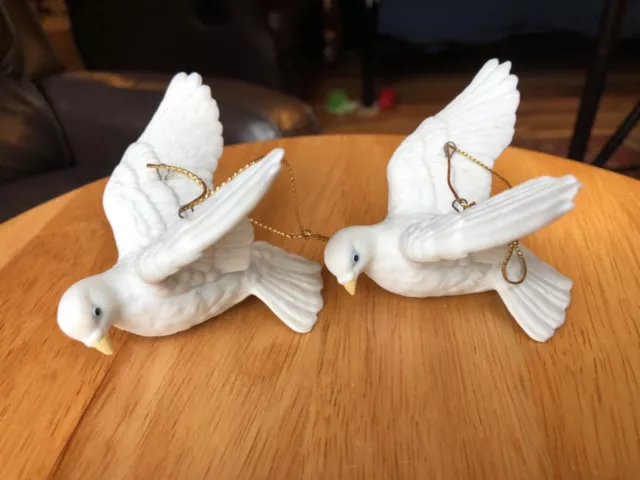 Two turtle dove Christmas ornaments
