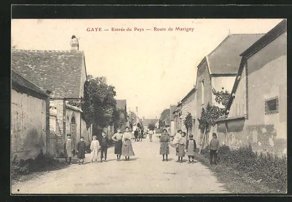 CPA Gaye, Entrée du Pays - Route de Marigny