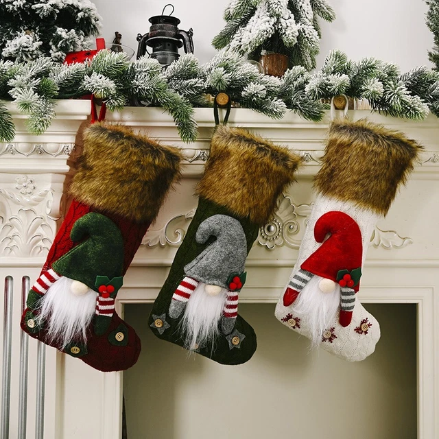 Chaussette De Noël Gothique Avec Manchette Blanche - 41 Cm, Décoration Cheminée Ou Sapin, Polyester, Pour Cadeaux Et Bonbons, Fêtes Familiales