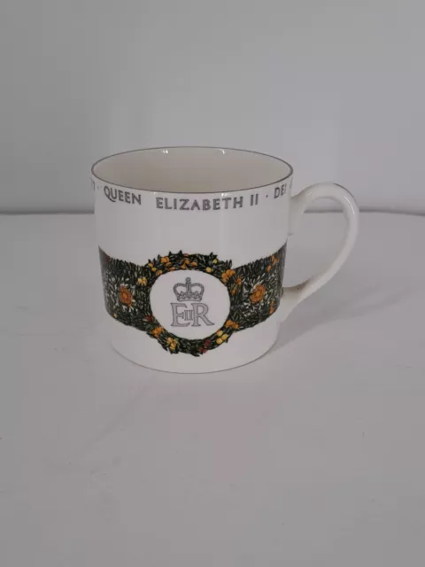 Queen Elizabeth II Silver Jubilee Crown Staffordshire Bone China Mug Cup England