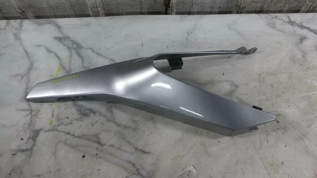 20 HUSQVARNA VITPILEN 401 Svartpilen 4 Right Side Cover Fender Fairing ...