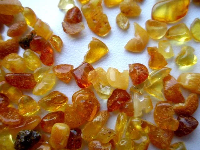 NATURAL loose small pieces of the Baltic AMBER 100 g 2