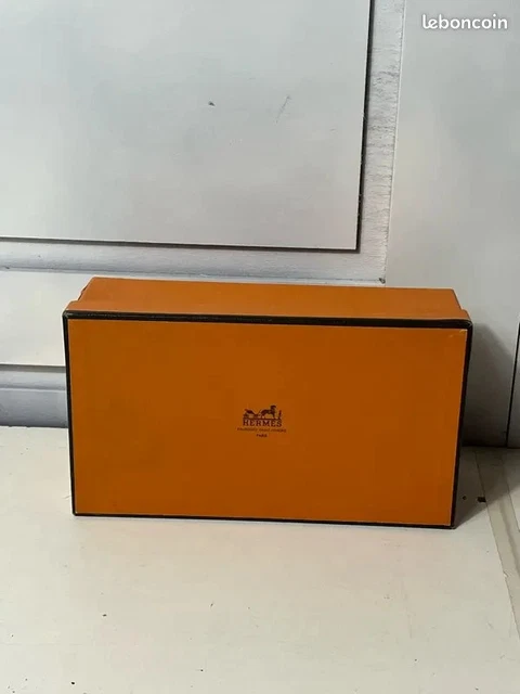 Boîte De Montre Hermès Authentique En Cuir Blanc Avec Boîte De Couverture Et Livret