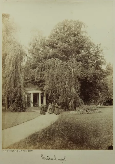 Bad Pyrmont, Erdbeertempel Kurpark, Albuminpapierabzug Unbekannt (19.Jhd)