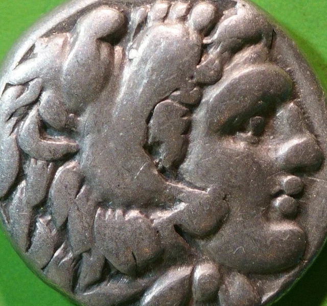 Kings of Macedon Alexander III ( the Great) Silver Drachm HERAKLES ZEUS Kings of Macedon Alexander III ( the Great) Silver Drachm HERAKLES ZEUS