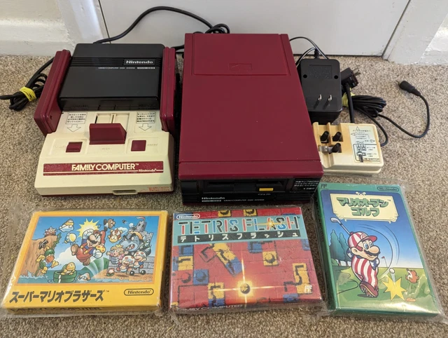 Nintendo Famicom and Disk Disc system with 3 Games NTSC-J NES