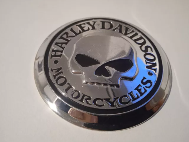 Harley Davidson Fuel Gas Cap Medallion Willie G Skull softail dyna sportster