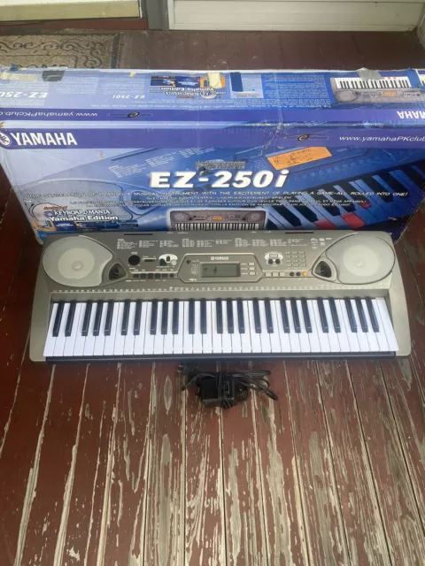 Yamaha EZ-250i Portatone Keyboard - 61 Keys MIDI  USB  Tested Works Flawless