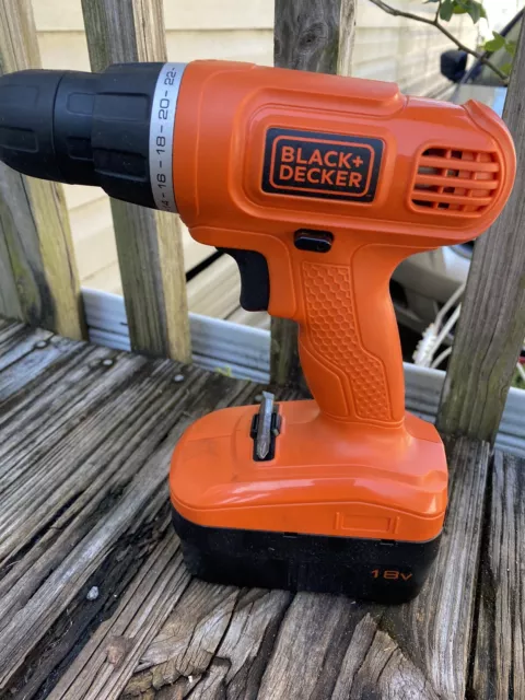 BLACK & DECKER 3/8 (10mm) Cordless Drill Driver 18v GC1800 No Battery  Tested 