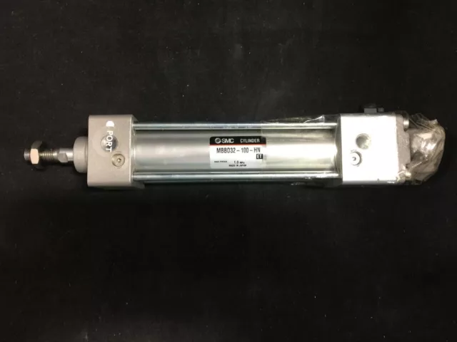 NEW SMC MBBD32-100-HN Air Cylinder Single Rod, Bore: 32mm Stroke: 100mm