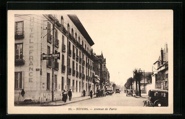 CPA Nevers, Avenue de Paris