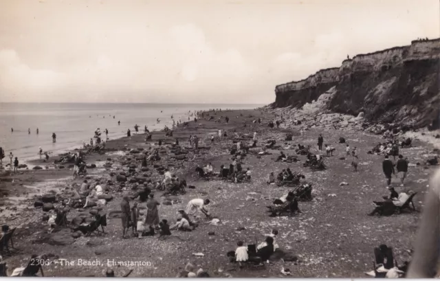 Vintage H Coates Postcard - The Beach & Cliffs, Hunstanton, Norfolk - RP