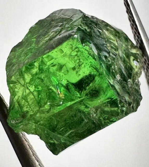 9.4 Ct Natural Tsavorite Garnet