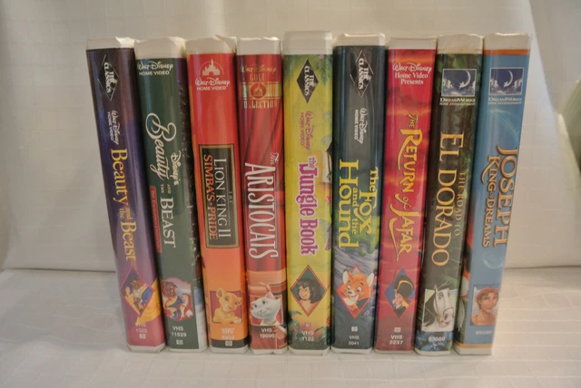 CLASSIC WALT DISNEY VHS- Bundle 9 VHS Animated Movies in Clamshell ...