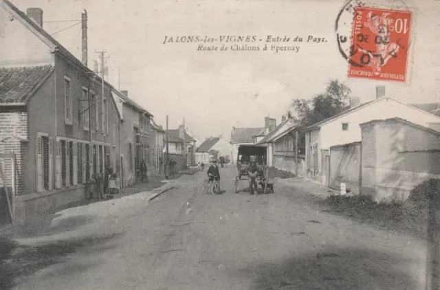 CPA 51 JALONS les VIGNES Entrée du Pays Route de Chalons à Epernay
