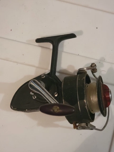 Dam quick  330 vintage spinning reel Works