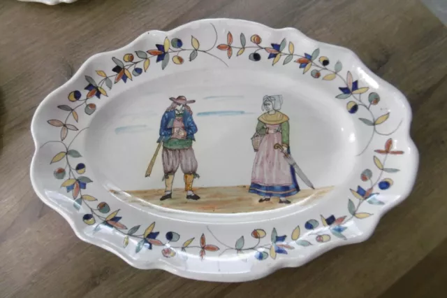 Ancien plat en faience de Malicorne signé Beatrix Pouplard