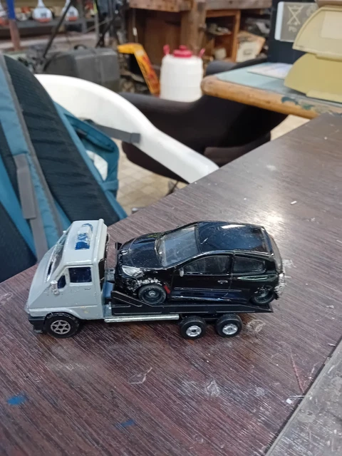 Renault 11 Turbo blanche de 1985 – Voiture miniature 1/43