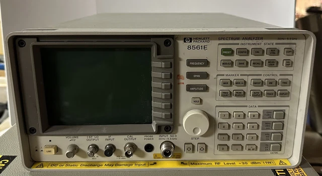 HP / Agilent 8561E 30Hz-6.5GHz Spectrum Analyzer Read