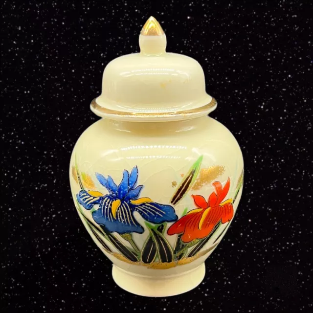 Satsuma Porcelain Urn Ginger Jar Vase Lidded Japanese Japan Floral 4”T 3”W