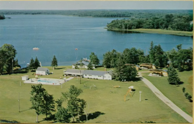 Air Aerial View Cedar Rapids Lodge Medicine Lake Tenstrike MN Postcard D9