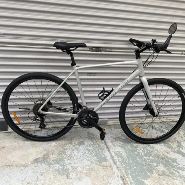 GIANT CROSS CITY Disc 2023 Urban Flat Bar Bike 540.00 PicClick AU