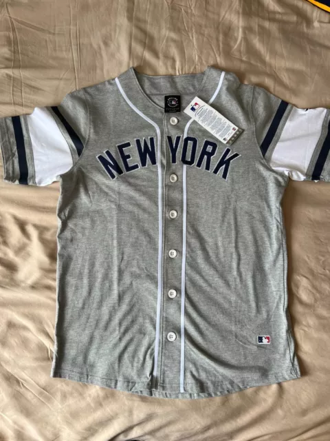 New York Yankees Jersey Baseball T-Shirt Size L Colour Grey Genuine Merchandise