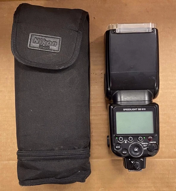 Nikon Speedlight Sb-910 Shoe Mount Flash- Not Working For Parts.