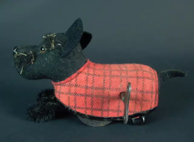 Schuco Scotch Terrier No. 742 mit Schlüssel