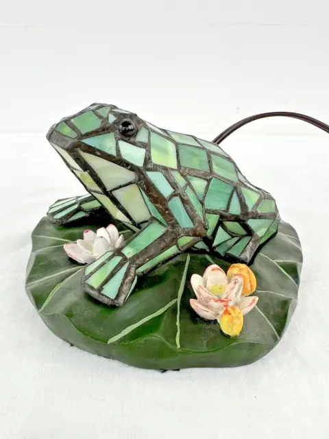 Vintage Tiffany Style Stained Glass Frog on Lily Pad Table Night Light Lamp