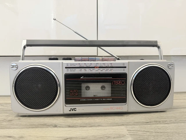 Radio-cassette JVC 5 Band - Vintage - Excellent état