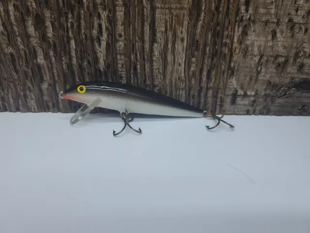 Rapala Ireland 3 1/2 inch Countdown Silver with Black Back Lure Double Hook